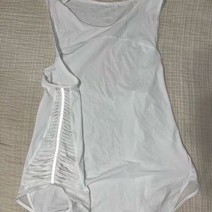 LuluLemon Tank Top (Not Fitted)